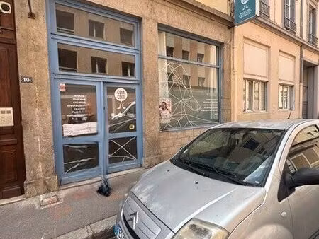 local commercial 107 m²
