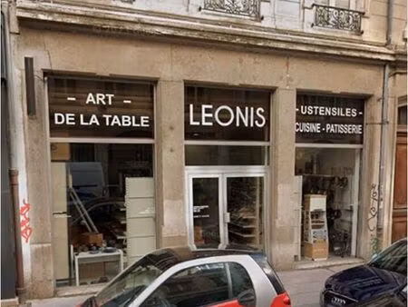 local commercial 140 m²