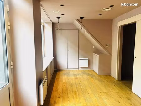 local commercial 104 m²