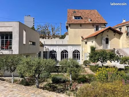 propriété 8 pièces 272 m²