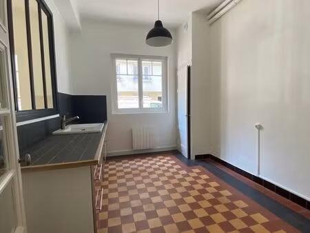appartement 2 pièces 65 m²