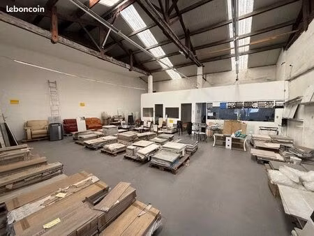 local industriel 187 m²