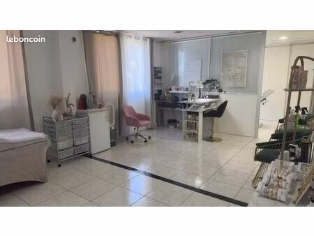 local professionnel 45m² – marseille