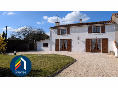vente maison aux herbiers (85500) : à vendre / 144m² les herbiers
