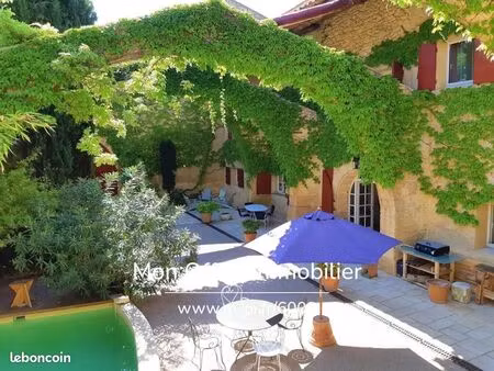 maison 9 pièces 350 m²