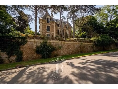 maison de luxe à vendre dans le quartier jonchere-malmaison-saint cucufa