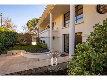 maison de luxe à vendre dans le quartier jonchere-malmaison-saint cucufa