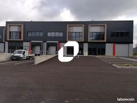 local bureaux 5 529 m²