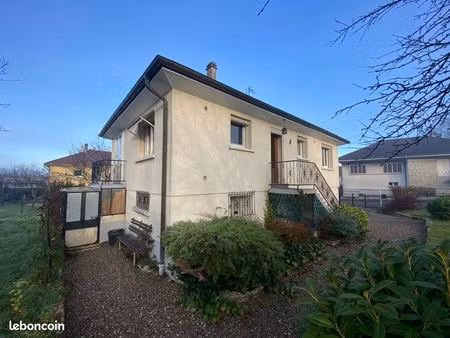 maison 4 pièces 80 m²