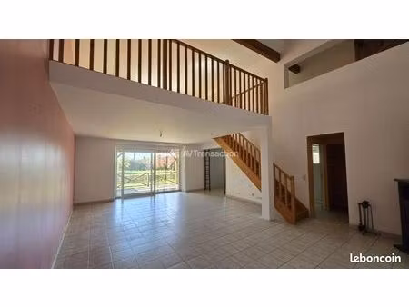 maison 6 pièces 144 m²