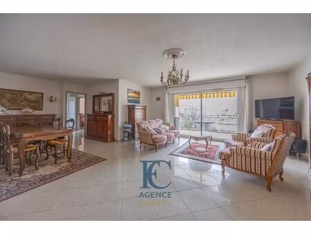 appartement de luxe à vendre dans le quartier centre ville