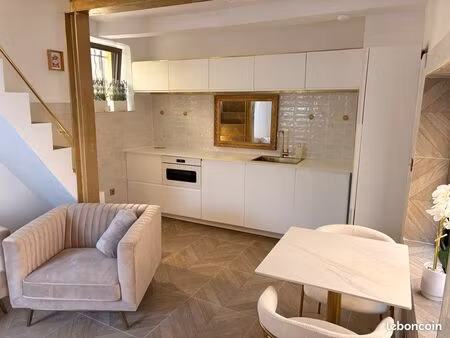 petite maison neuve plein centre aix