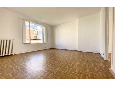 location appartement  57.81 m² t-3 à joinville-le-pont  1 260 €