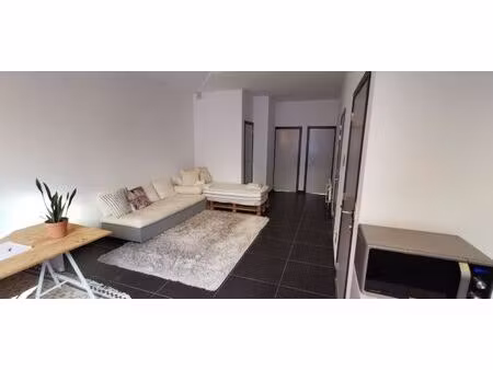 bel appartement de 2 chambres au coeur de louvain