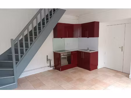 location appartement  m² t-2 à mamers  480 €