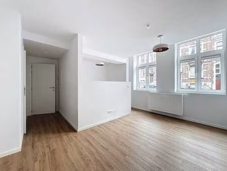 superbe studio de 1 chambre - liège (centre)