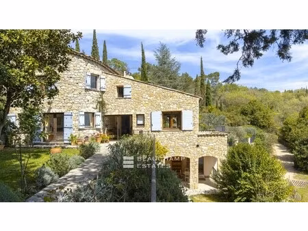 villa de luxe à vendre à fayence