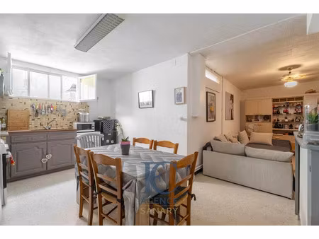 vente appartement 4 pièces 81.56 m² à sanary-sur-mer (83110)  307 400 €