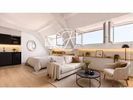 paris 17e - villiers - studio à vendre - 33 05m² carrez - 38 05m² au sol - vue dégagée.