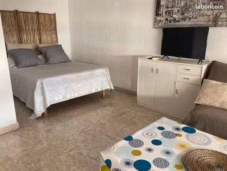 studio 31 m² avec grande terrasse proche mer  tram et facs