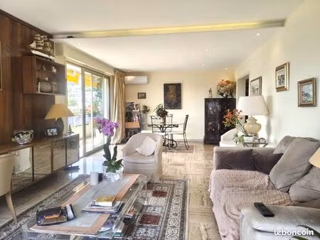 t3 85m² lumineux ouest/sud – vue mer – double balcon – sans vis-à-vis – garage – cave – ch
