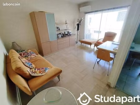 chambre 1 pièce 15 m²