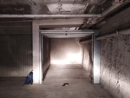 garage fermé sécurisé – nice - quartier du port - rue du béal