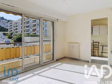 studio 1 pièce 29 m²