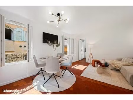 rare – superbe 2 pièces rénové au cœur du vieux nice