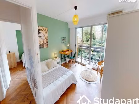 chambre 1 pièce 12 m²