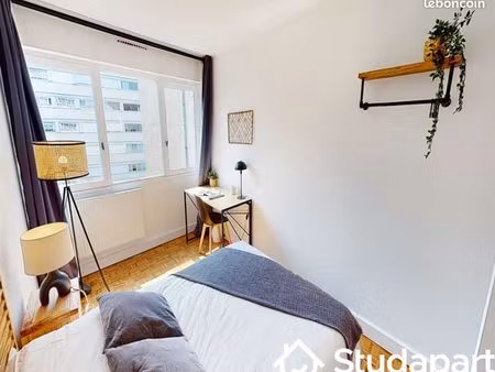 chambre 1 pièce 11 m²