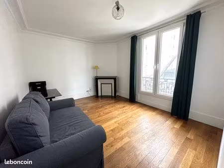 studio 1 pièce 23 m²