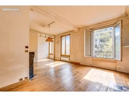 appartement 1 pièce 42 m²