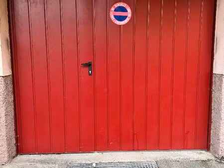 parking/box 12 m² strasbourg