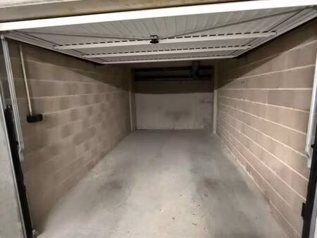 parking/box 14 m² hoenheim