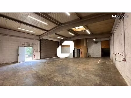 local d'activité 177 m²