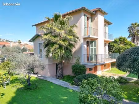 charmante villa niçoise au calme
