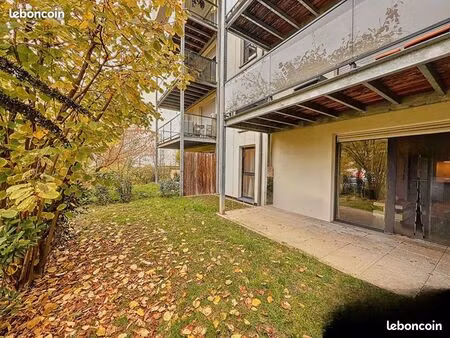 appartement en rez-de-jardin- pas de frais d'agence