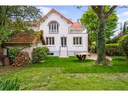 maison de luxe à vendre dans le quartier buzenval