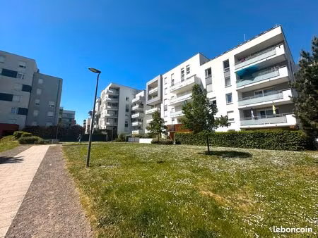 lingolsheim - appartement 3 pièces avec terrasse et garage - 63 40 m²