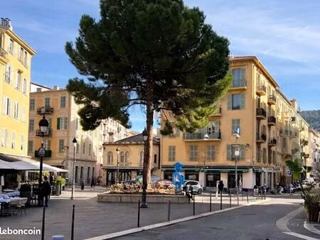 fonds de commerce 63 m² nice