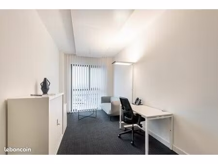 bureau privé à louer pour 2 personnes à paris  malesherbes
