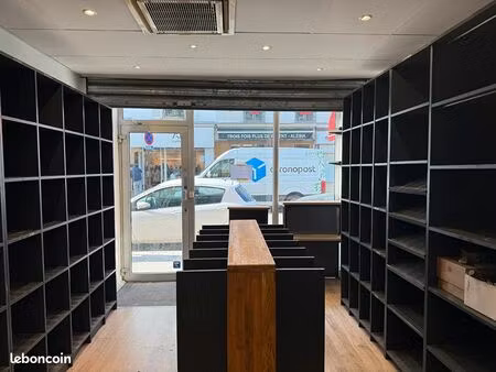 local 29 m² paris