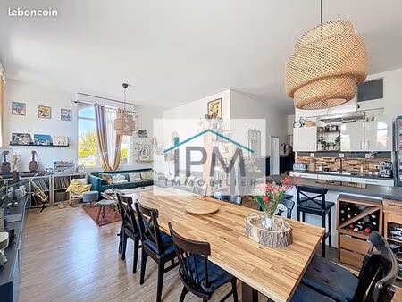 loft 4 pièces 92 m²