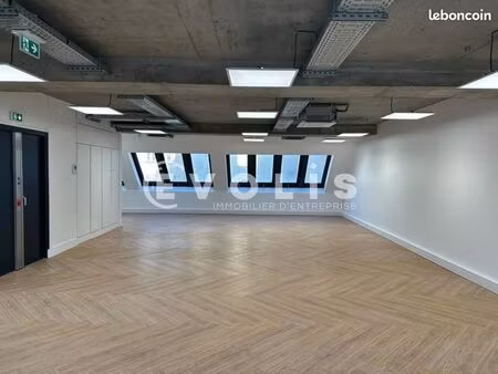 bureaux 94 m²