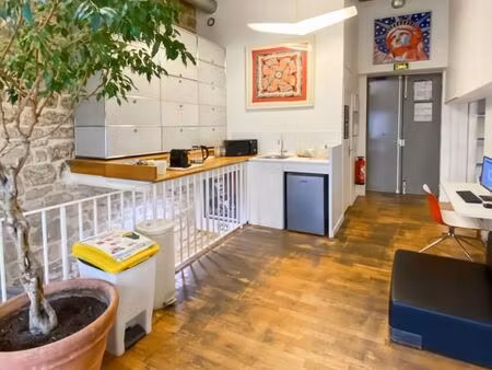 bureaux 142 m²