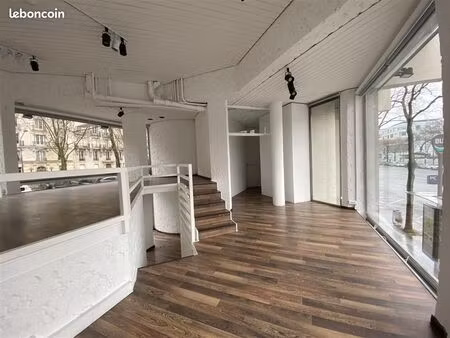 bureaux 100 m²