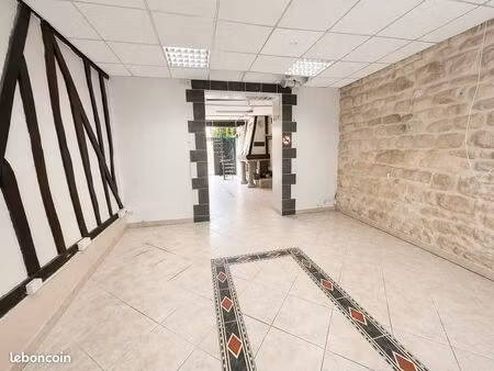 local commercial- 150 m2 - extractions