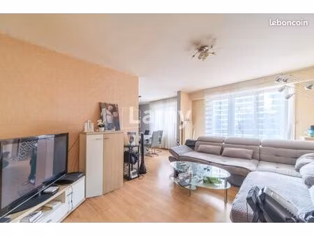 appartement 4 pièces 80 m²