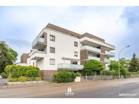 appartement 5 pièces 109 m²